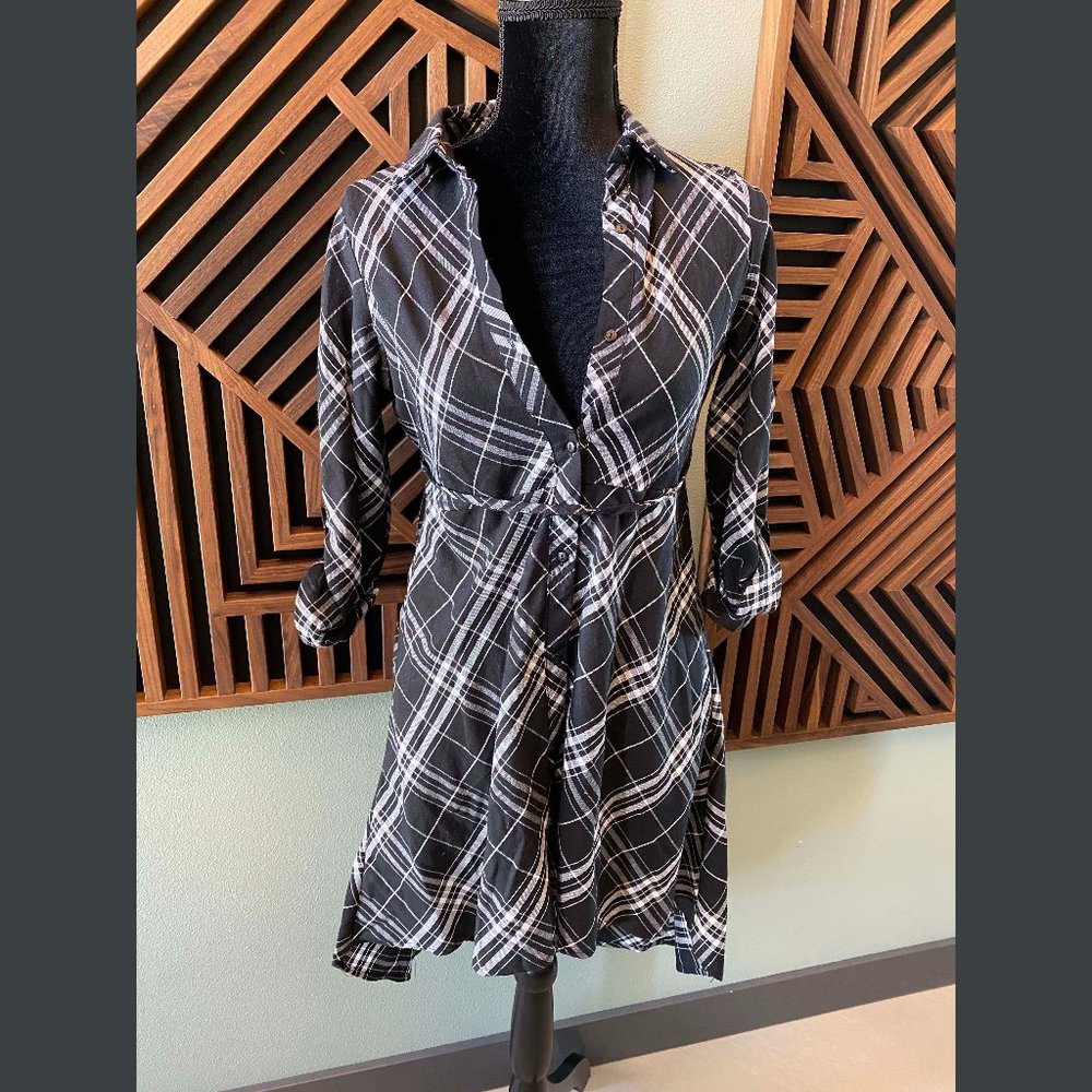 Love Notes Roll Up Sleeve Button Up Shirt Dress